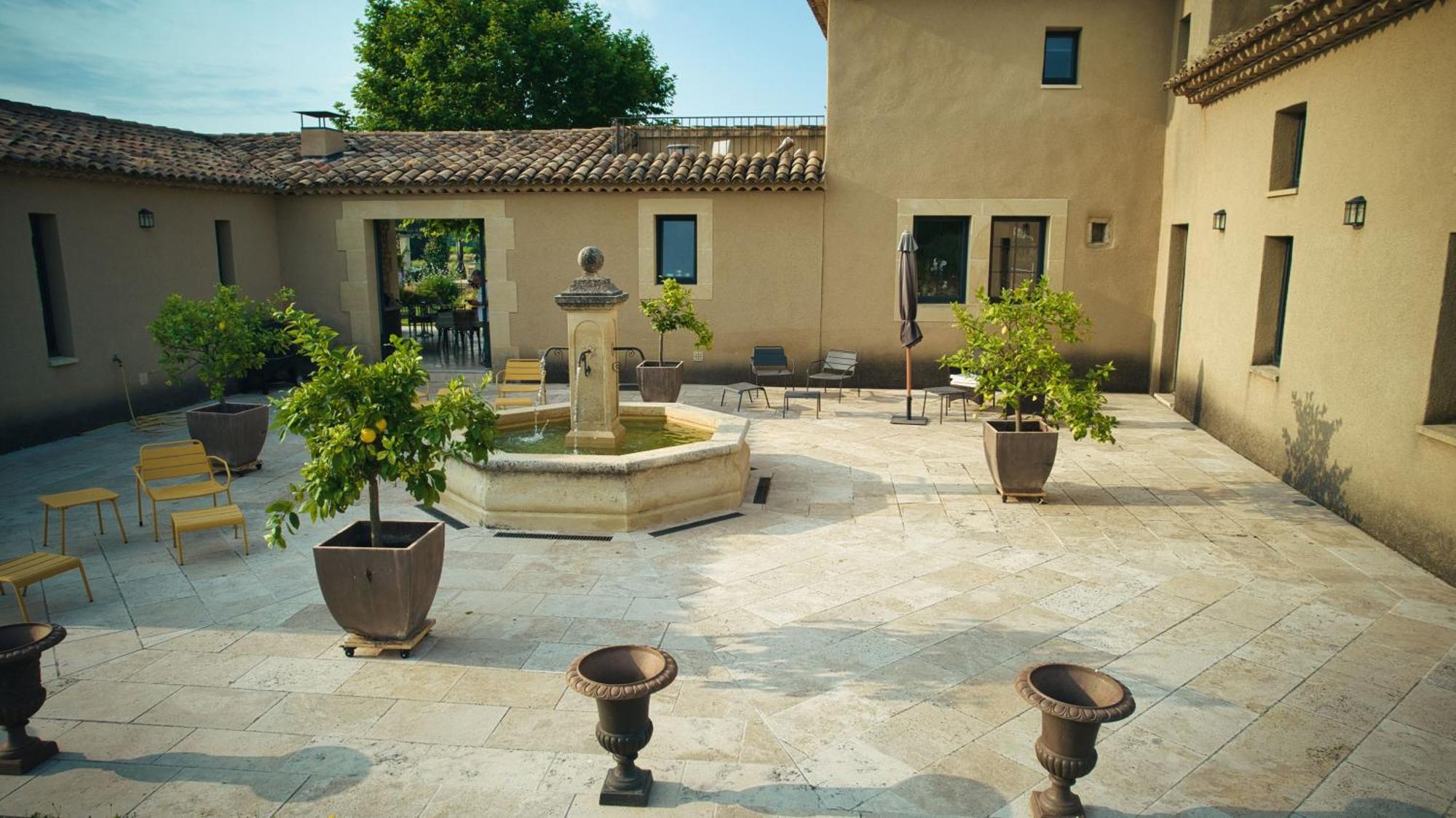 Bastide Saint Maurin Bed & Breakfast Ansouis Bagian luar foto