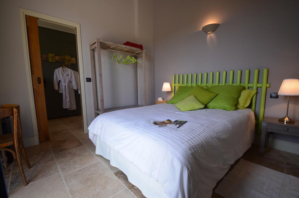 Bastide Saint Maurin Bed & Breakfast Ansouis Bagian luar foto